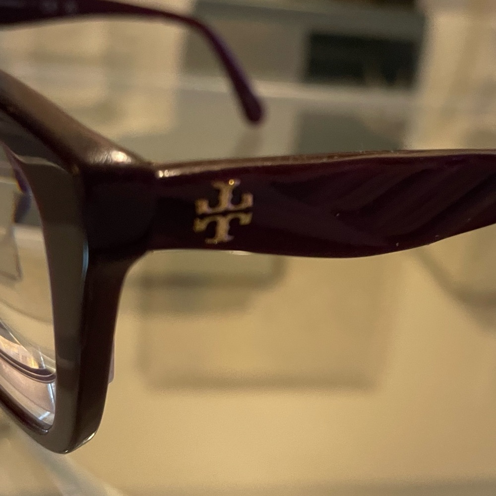 Tory Burch Oversized Glasses - Picture 4 of 6
